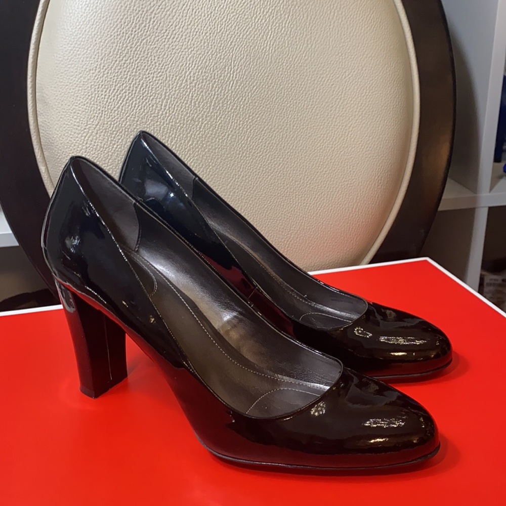 Calvin Klein Black High Heel Fairly Used like New. - Picture 2 of 8